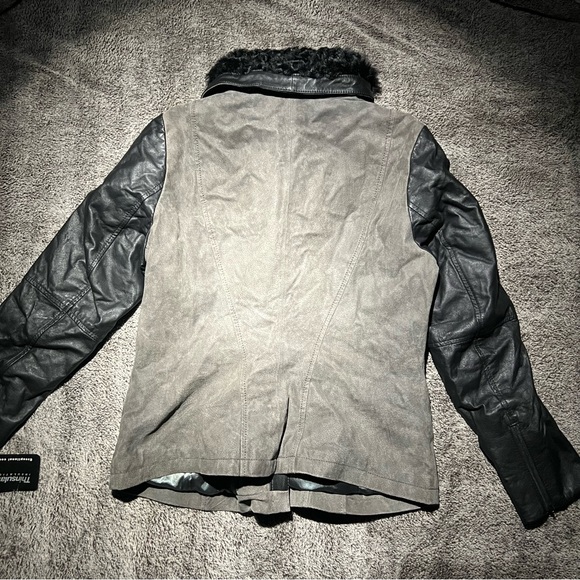 BNWT Danier black n grey suede jacket - Picture 5 of 8